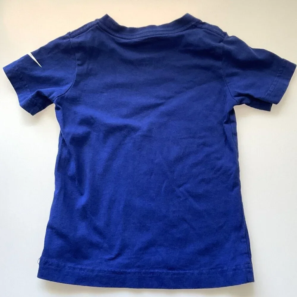 NIKE TEE SHIRT “I’M WHAT’S NEXT” ATHELTIC CUT 3T